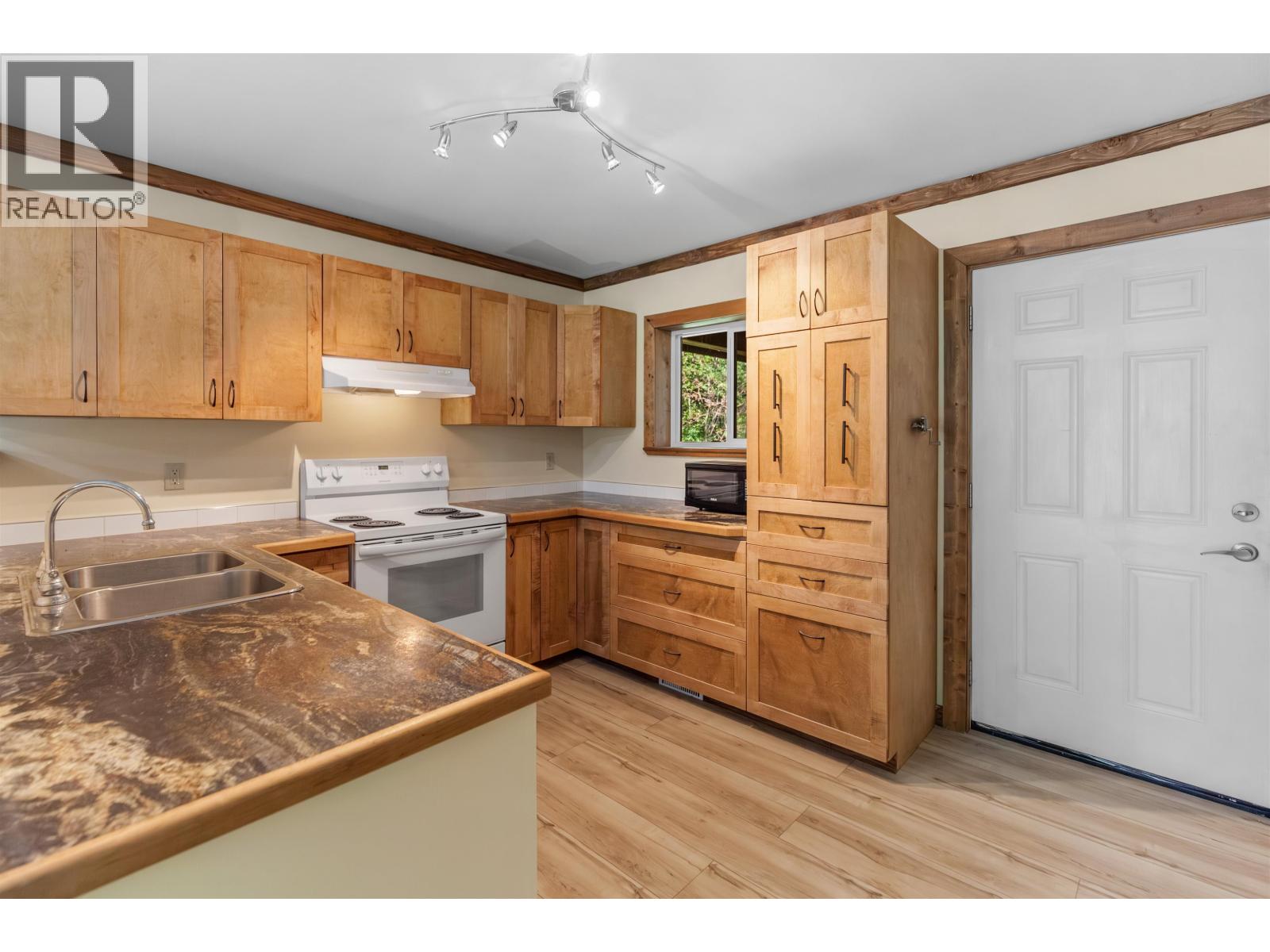 3416 HAYMAN CRESCENT, Quesnel