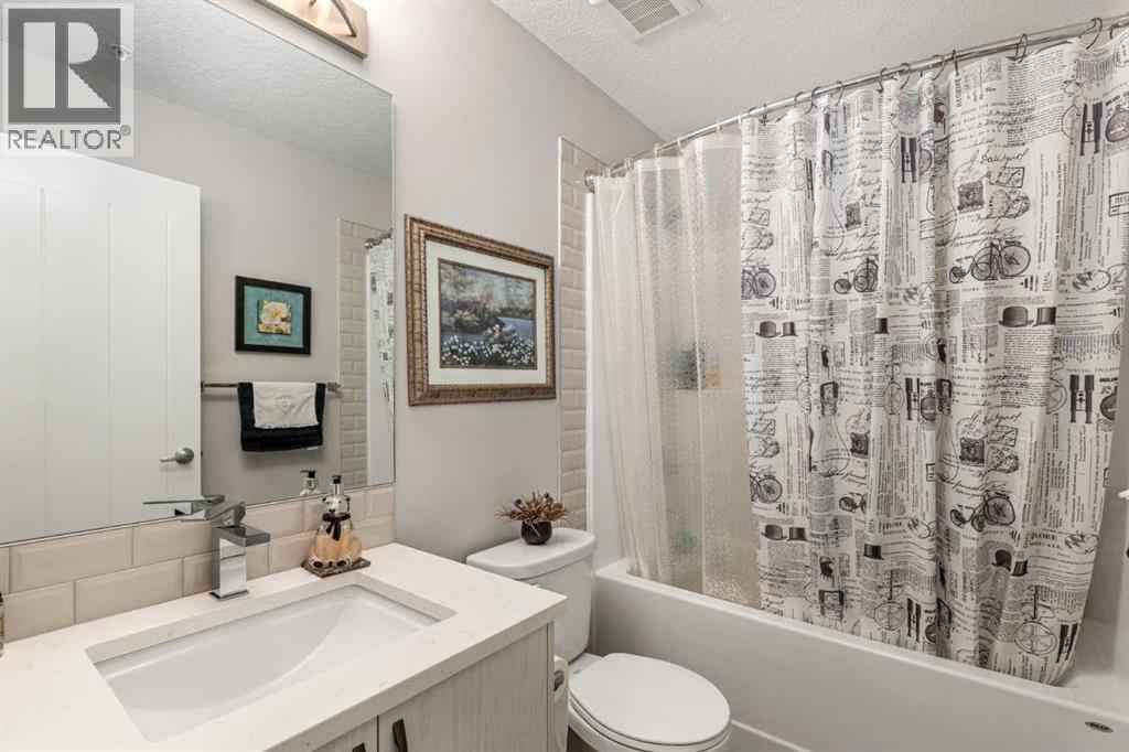 Single Family House for Sale in   Harvest Hills Common NE Harvest Hills Calgary 