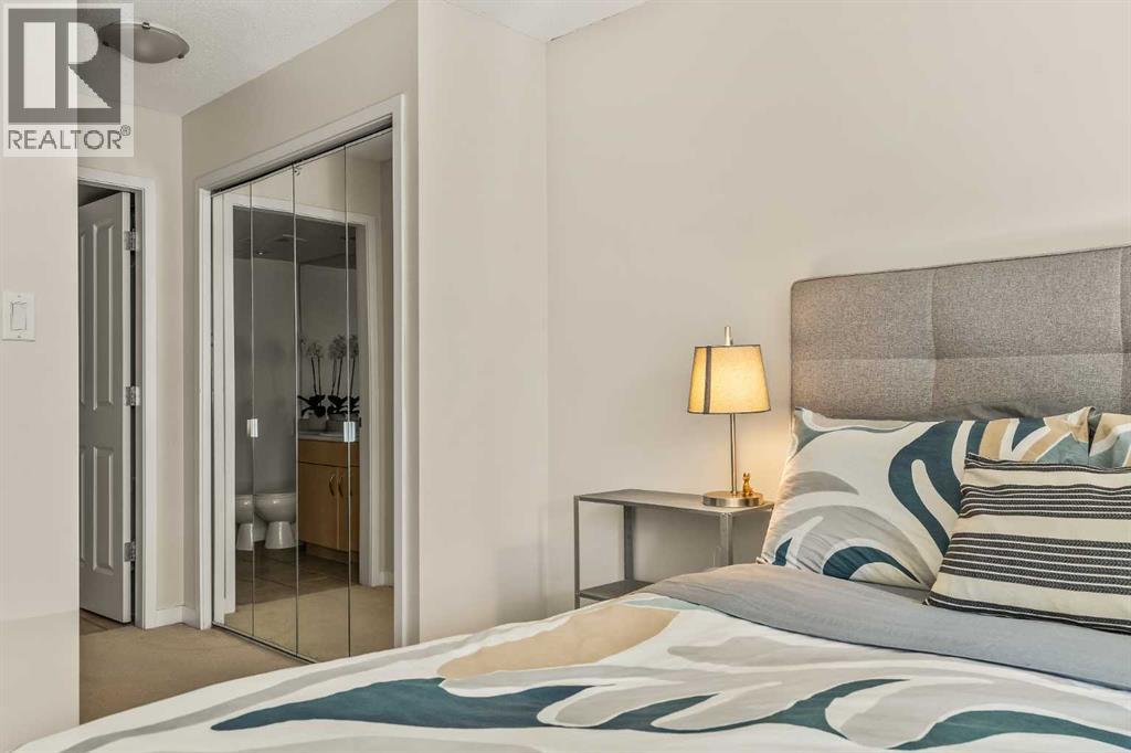 Single Family House for Sale in    Avenue SW Downtown West End Calgary 