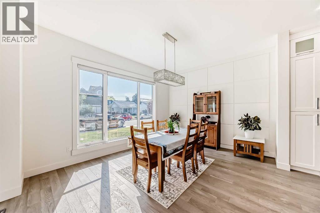 Single Family House for Sale in   Avenue NE Tuxedo Park Calgary 