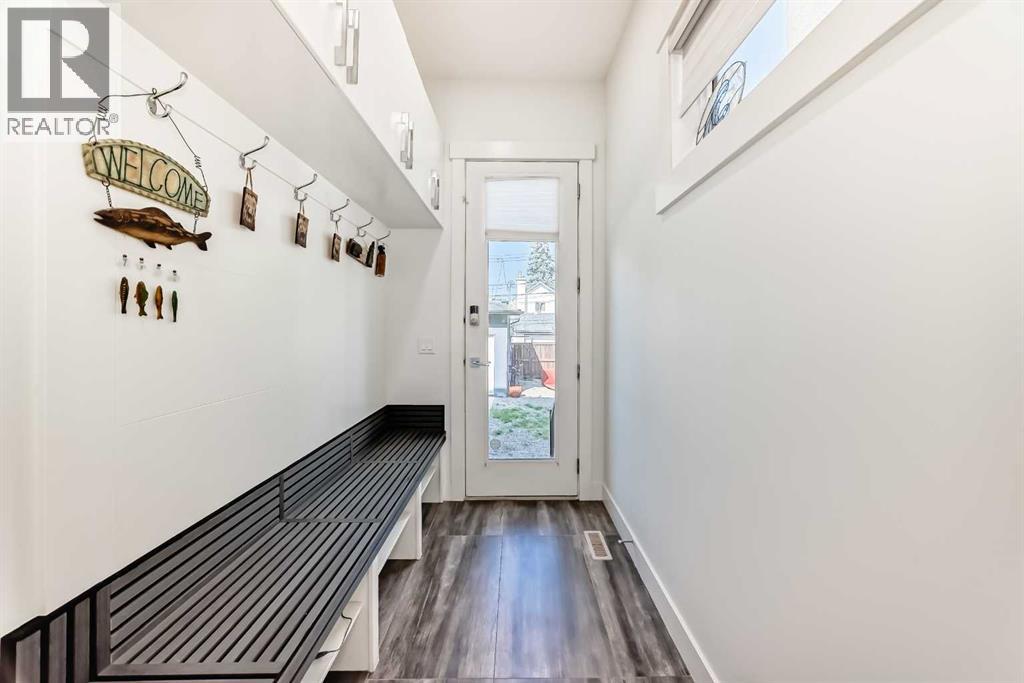 Single Family House for Sale in   Avenue NE Tuxedo Park Calgary 