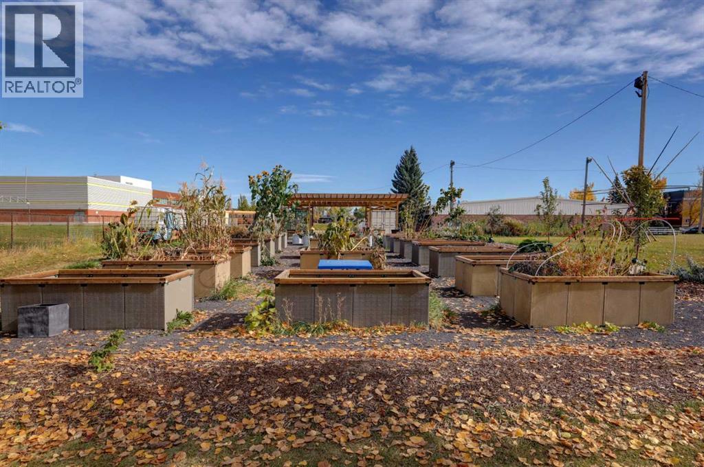 Single Family House Bungalow for Sale in   Avenue NW Bowness Calgary 