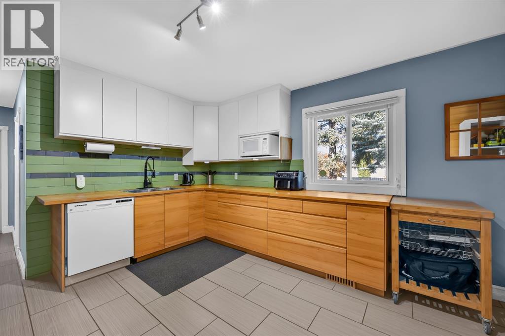 Single Family House Bungalow for Sale in   Avenue NW Bowness Calgary 