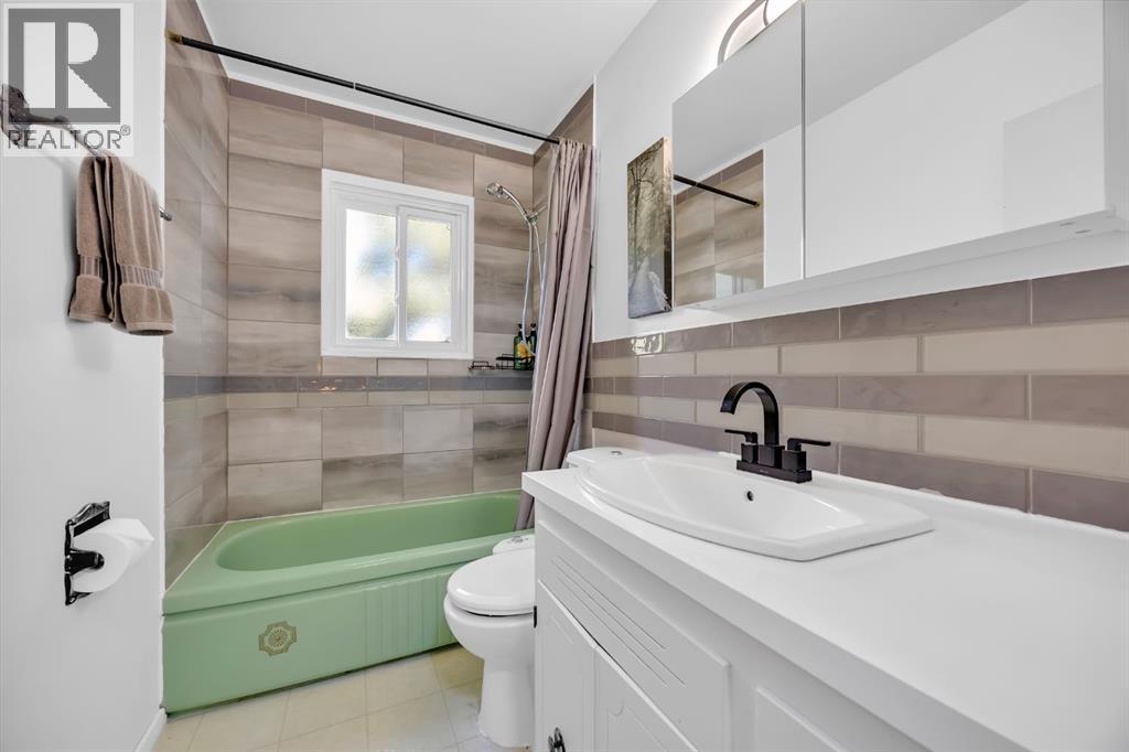 Single Family House Bungalow for Sale in   Avenue NW Bowness Calgary 