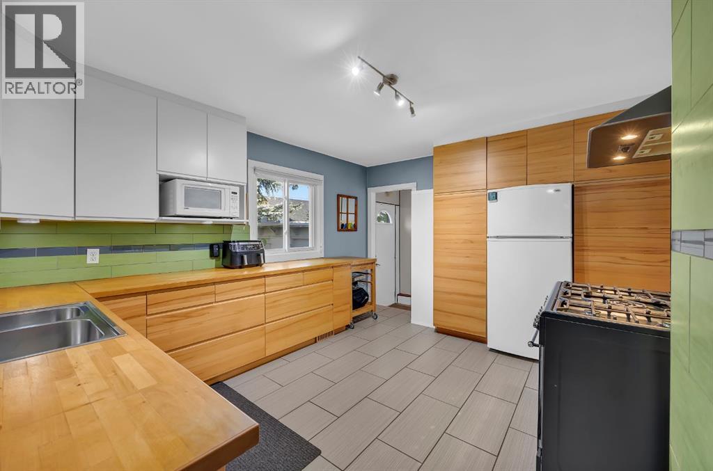 Single Family House Bungalow for Sale in   Avenue NW Bowness Calgary 