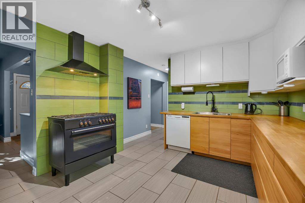 Single Family House Bungalow for Sale in   Avenue NW Bowness Calgary 