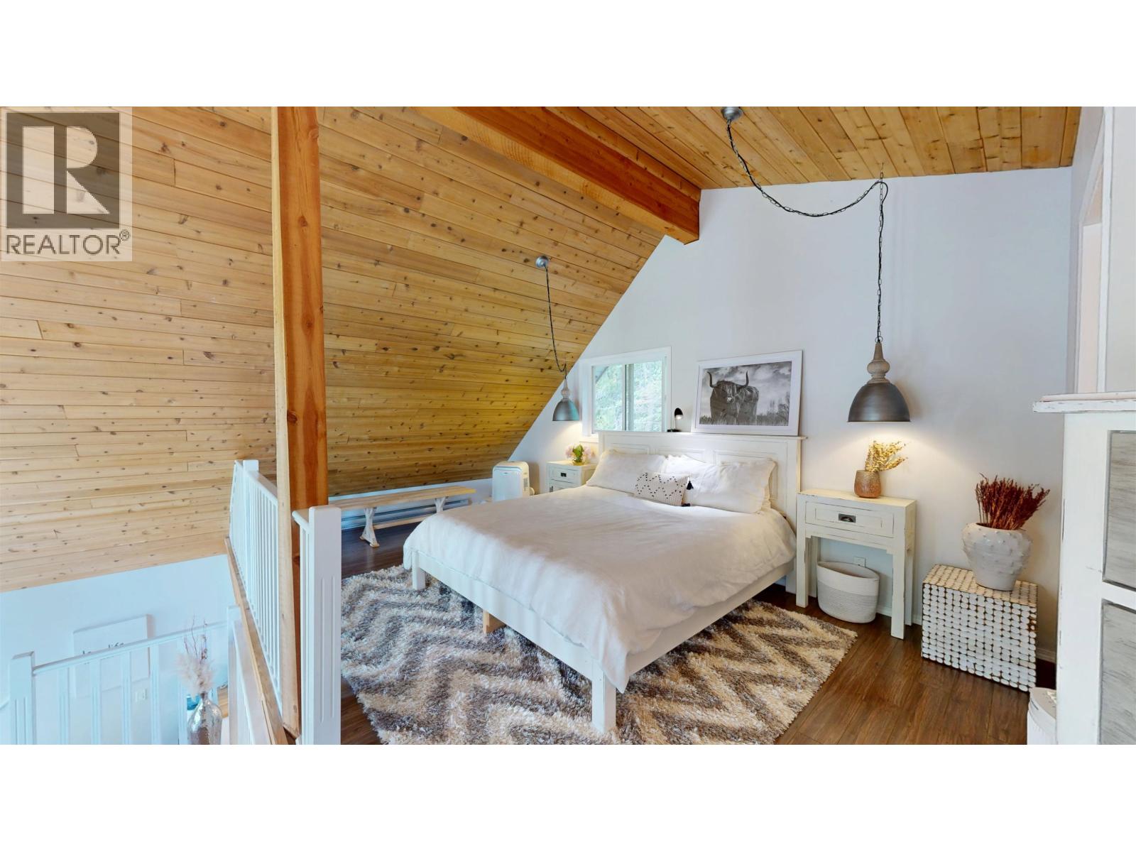 3937 CANIM-HENDRIX LAKE ROAD, Canim Lake