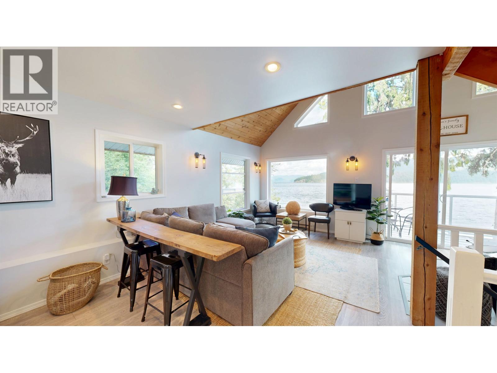 3937 CANIM-HENDRIX LAKE ROAD, Canim Lake