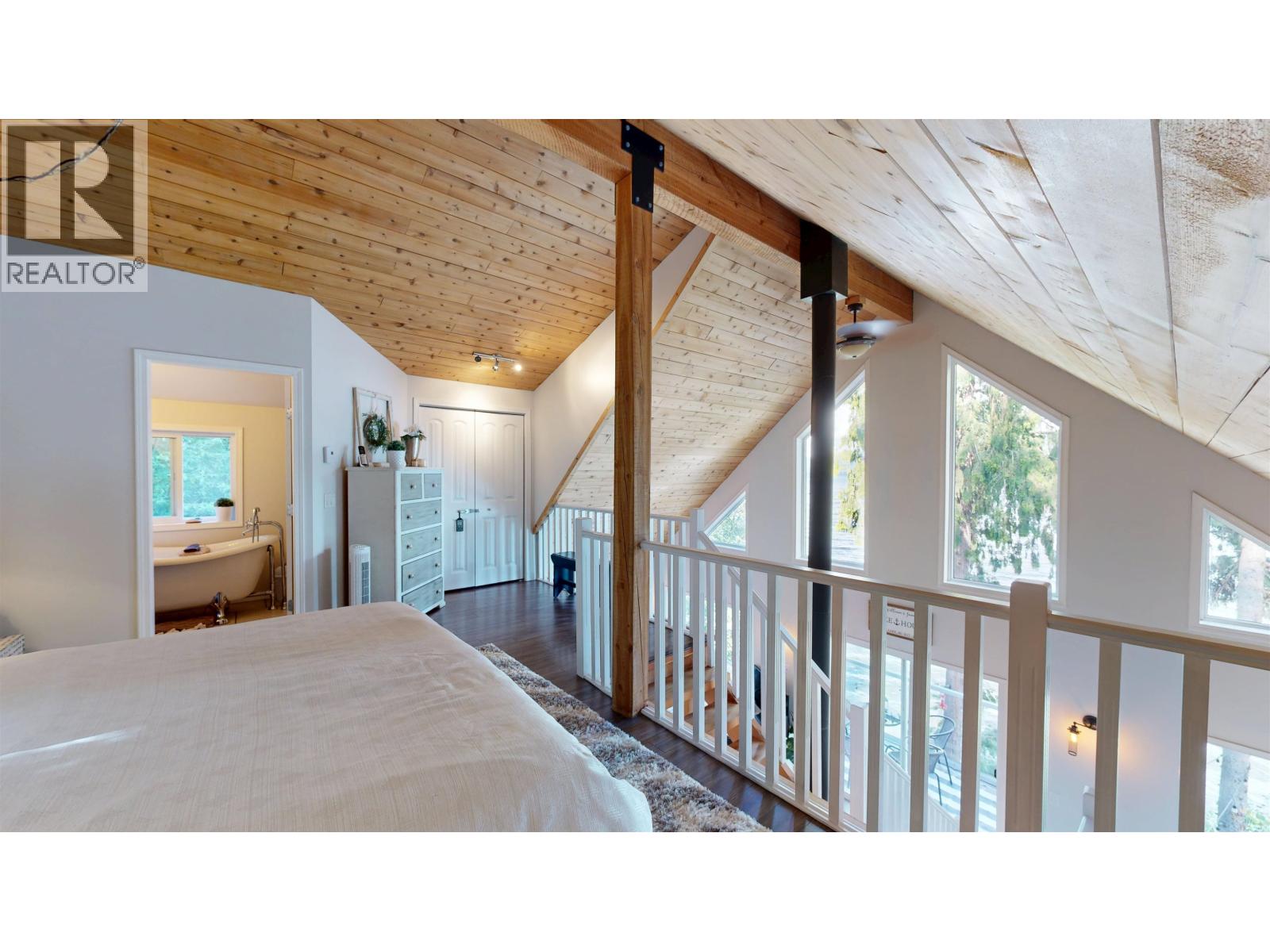 3937 CANIM-HENDRIX LAKE ROAD, Canim Lake