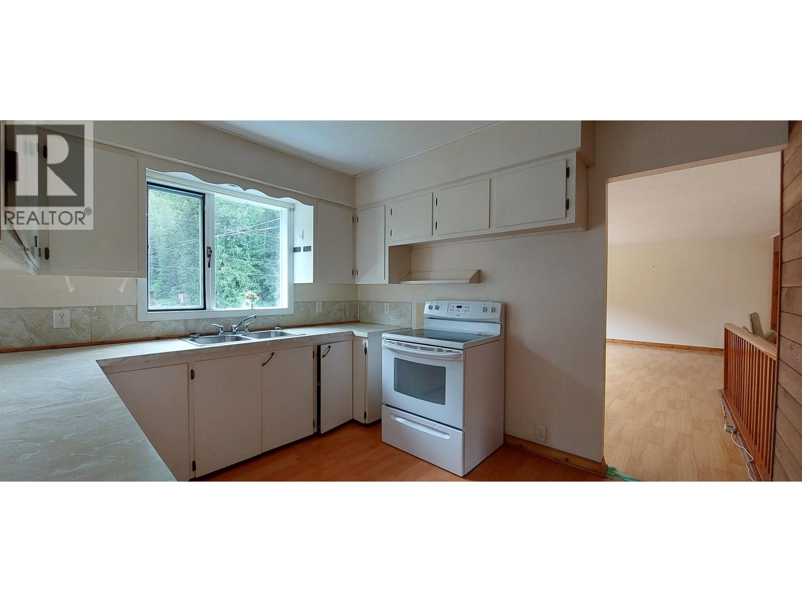 2448 MACKENZIE HIGHWAY, Bella Coola