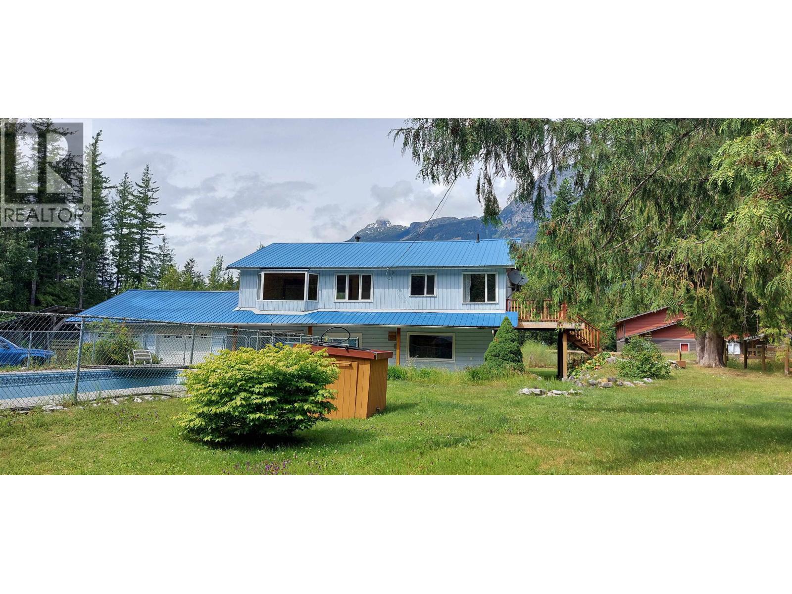 2448 MACKENZIE HIGHWAY, Bella Coola