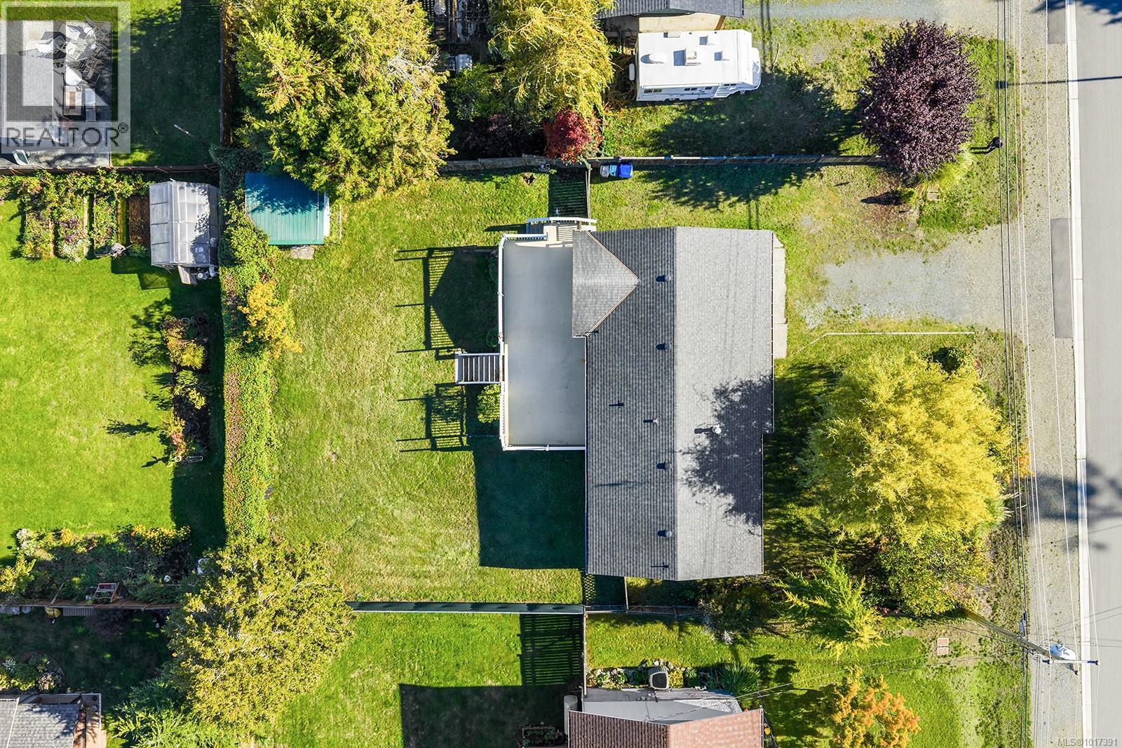  195 Moss Avenue, Parksville