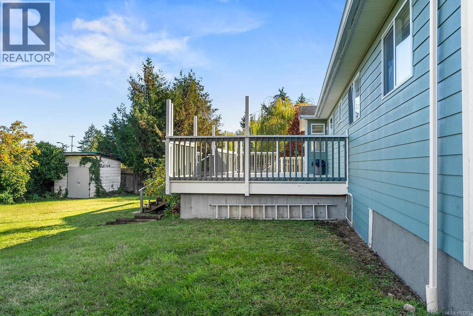  195 Moss Avenue, Parksville