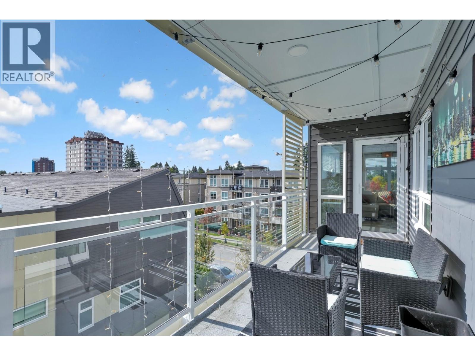 411 22226 BROWN AVENUE, Maple Ridge