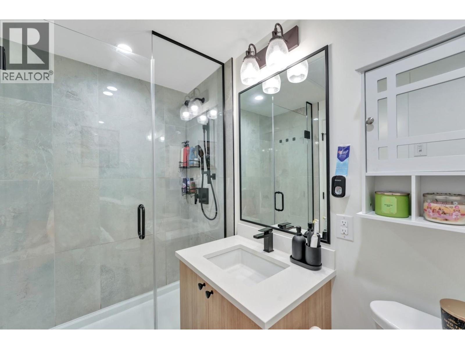 411 22226 BROWN AVENUE, Maple Ridge