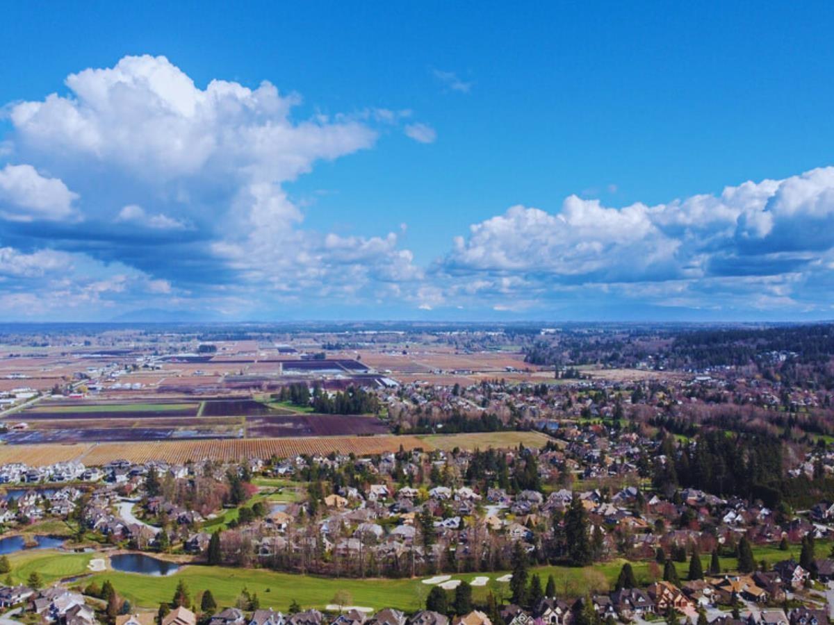 15442 40 AVENUE, Surrey