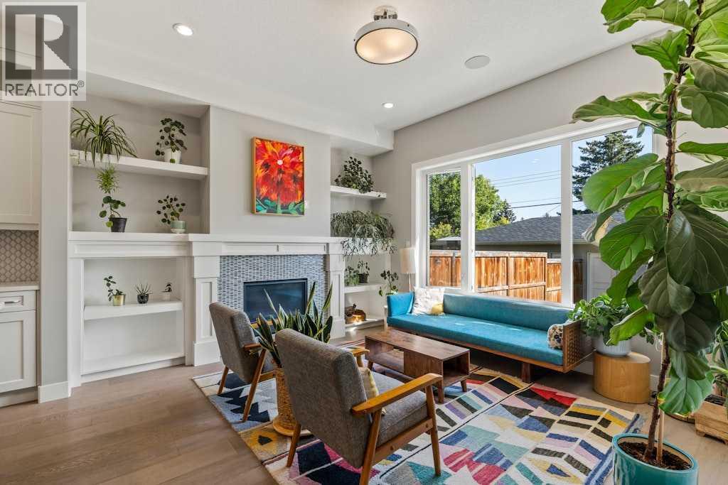 Single Family House for Sale in   Street NW Banff Trail Calgary 