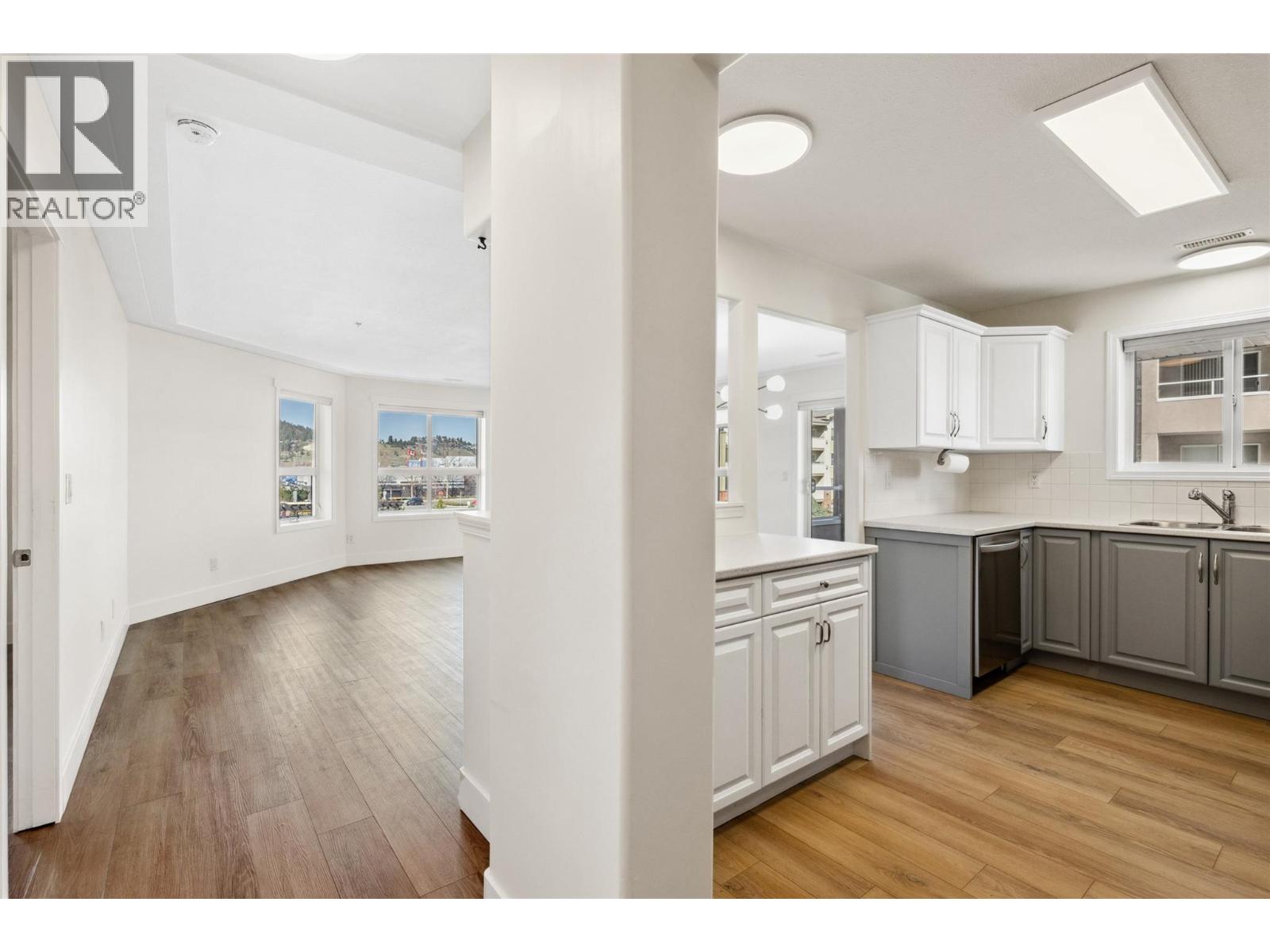 307 1967 Underhill Street, Kelowna