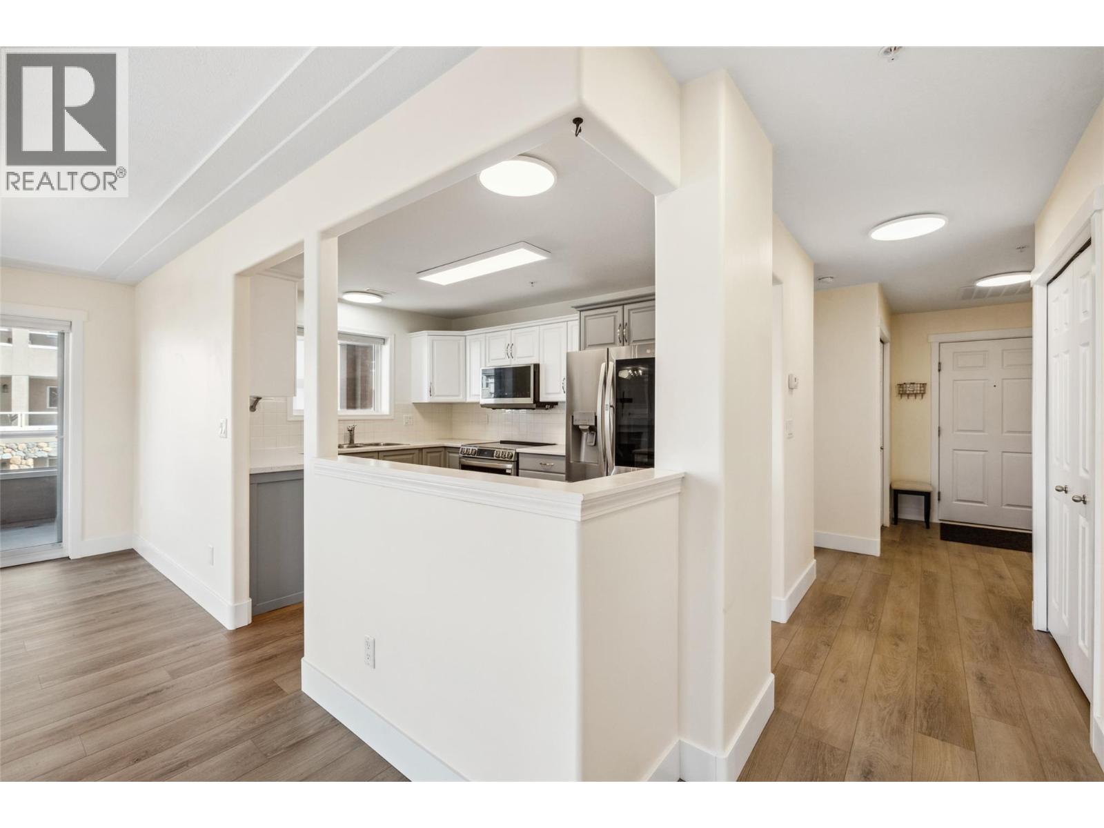 307 1967 Underhill Street, Kelowna