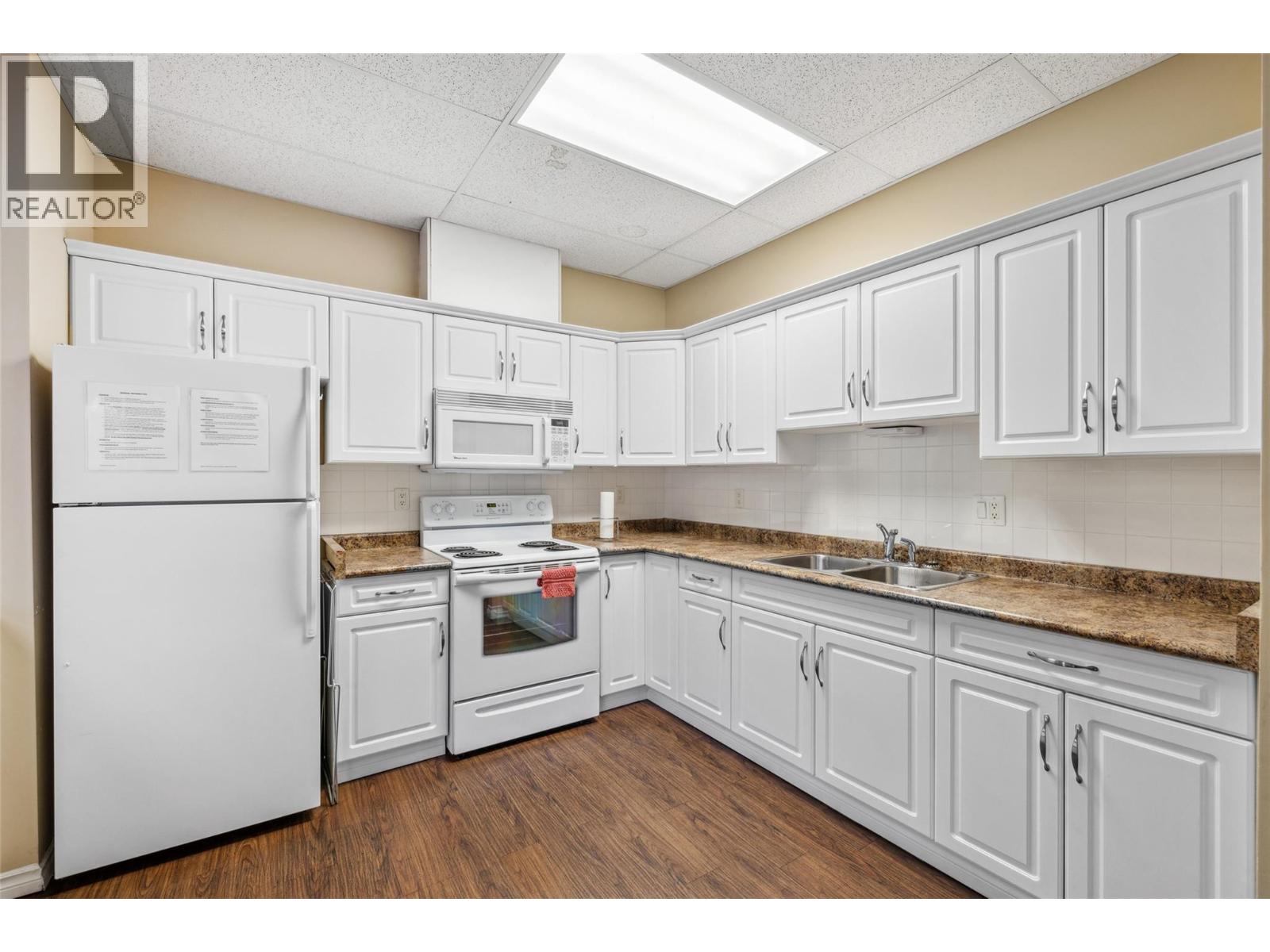 307 1967 Underhill Street, Kelowna