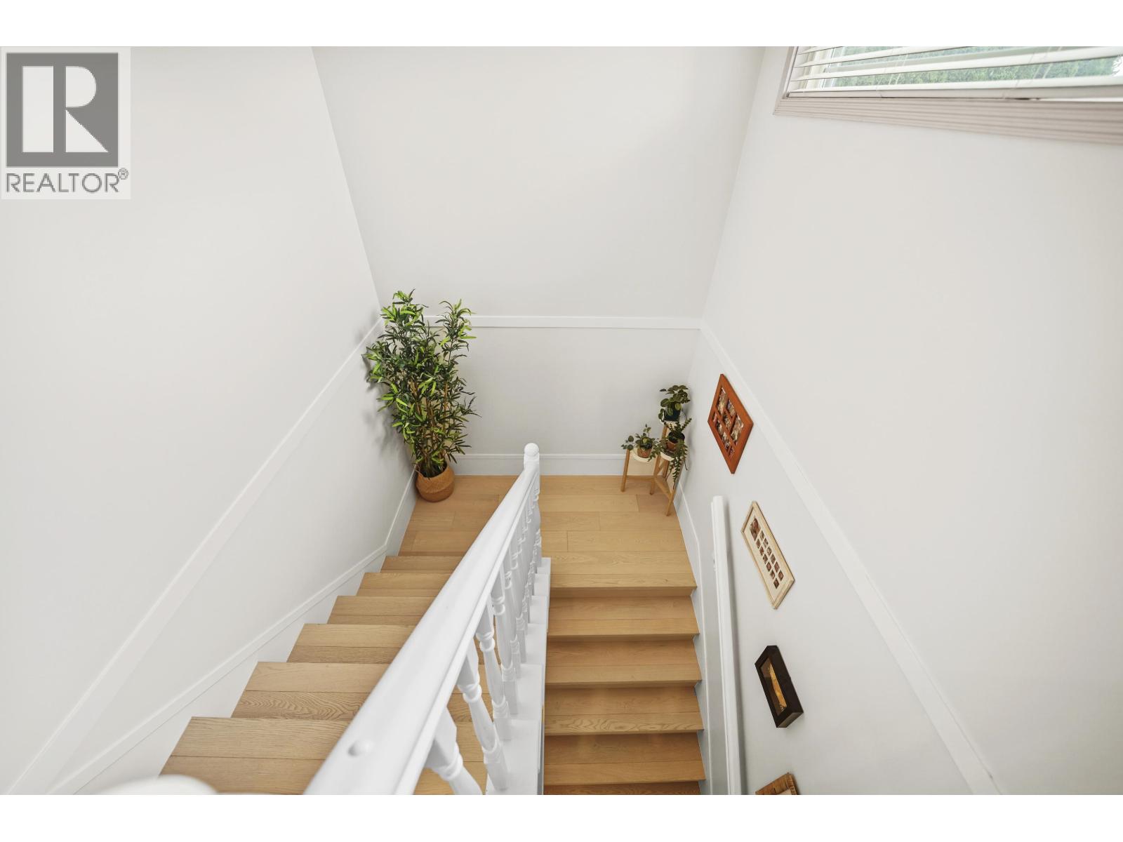 4857 VICTORY STREET, Burnaby