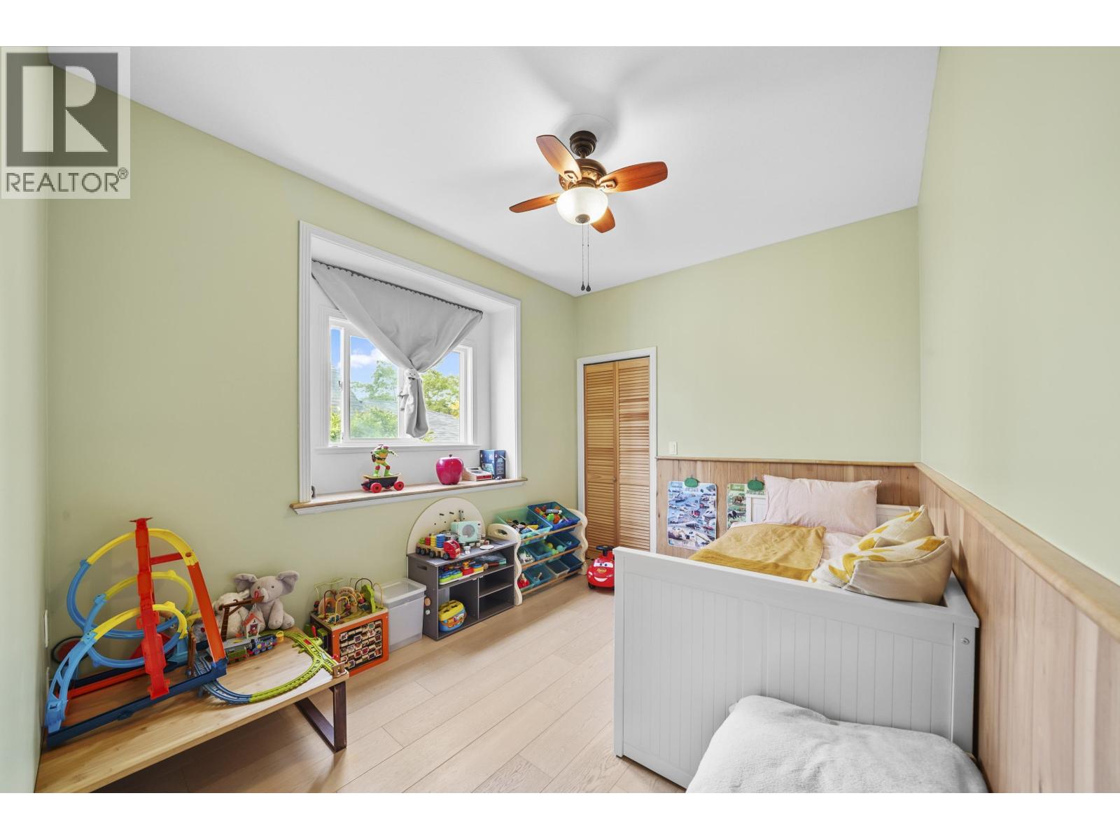 4857 VICTORY STREET, Burnaby