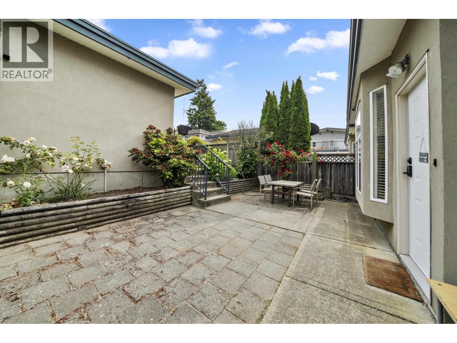 4857 VICTORY STREET, Burnaby