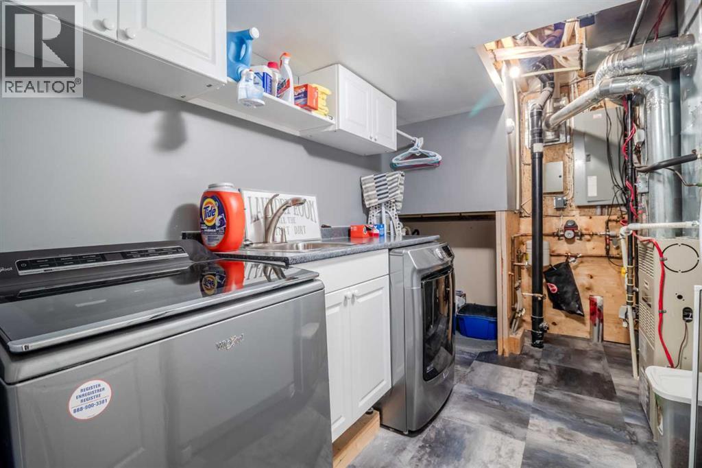 42 Lindman Close, Sylvan Lake