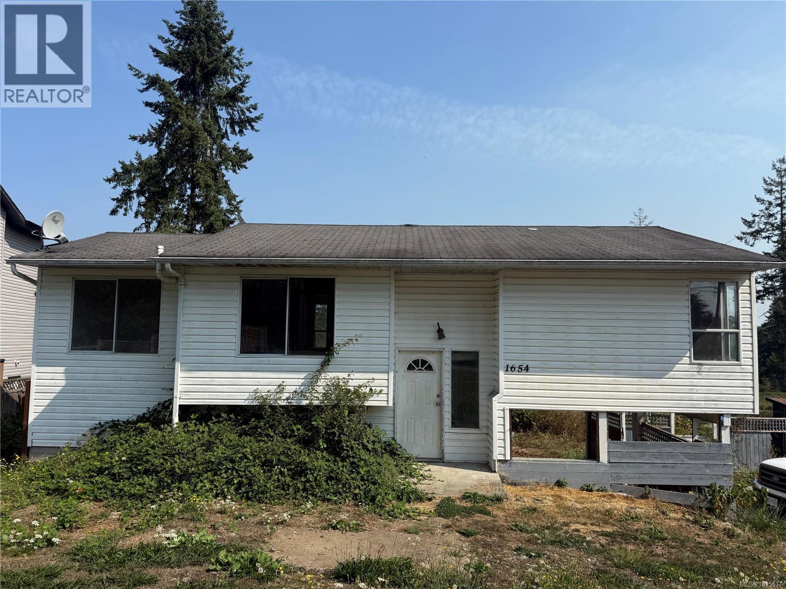 1654 Cedar Rd, Nanaimo