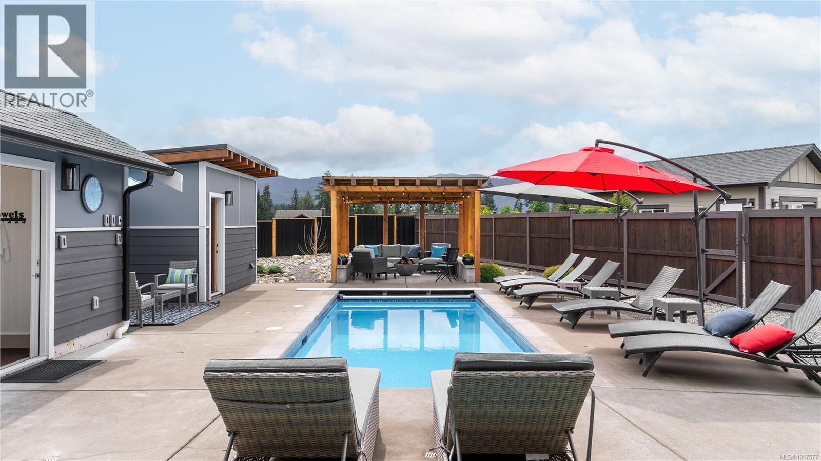  7267 Lakefront Drive, Lake Cowichan