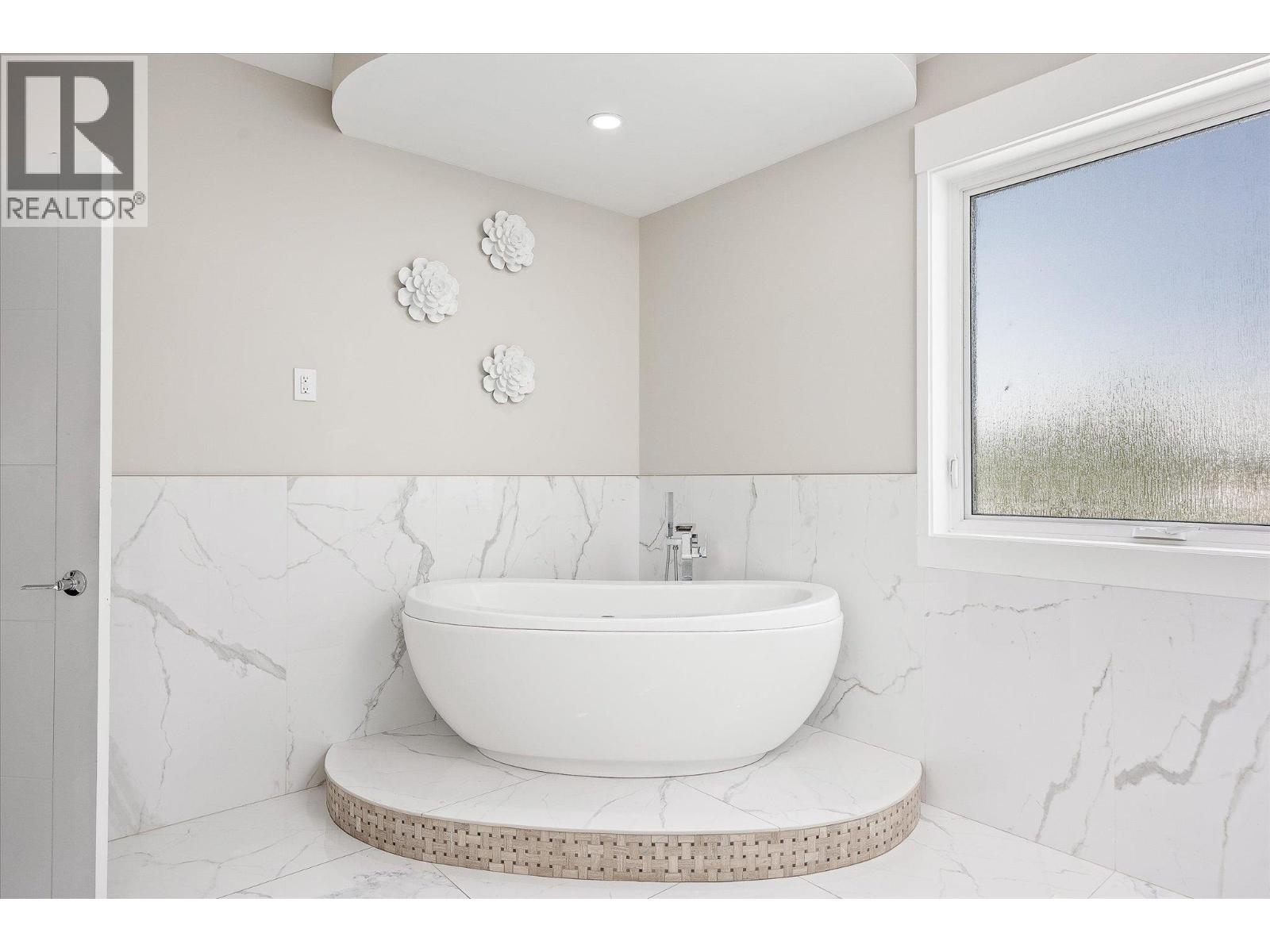  3666 Benvoulin Road, Kelowna