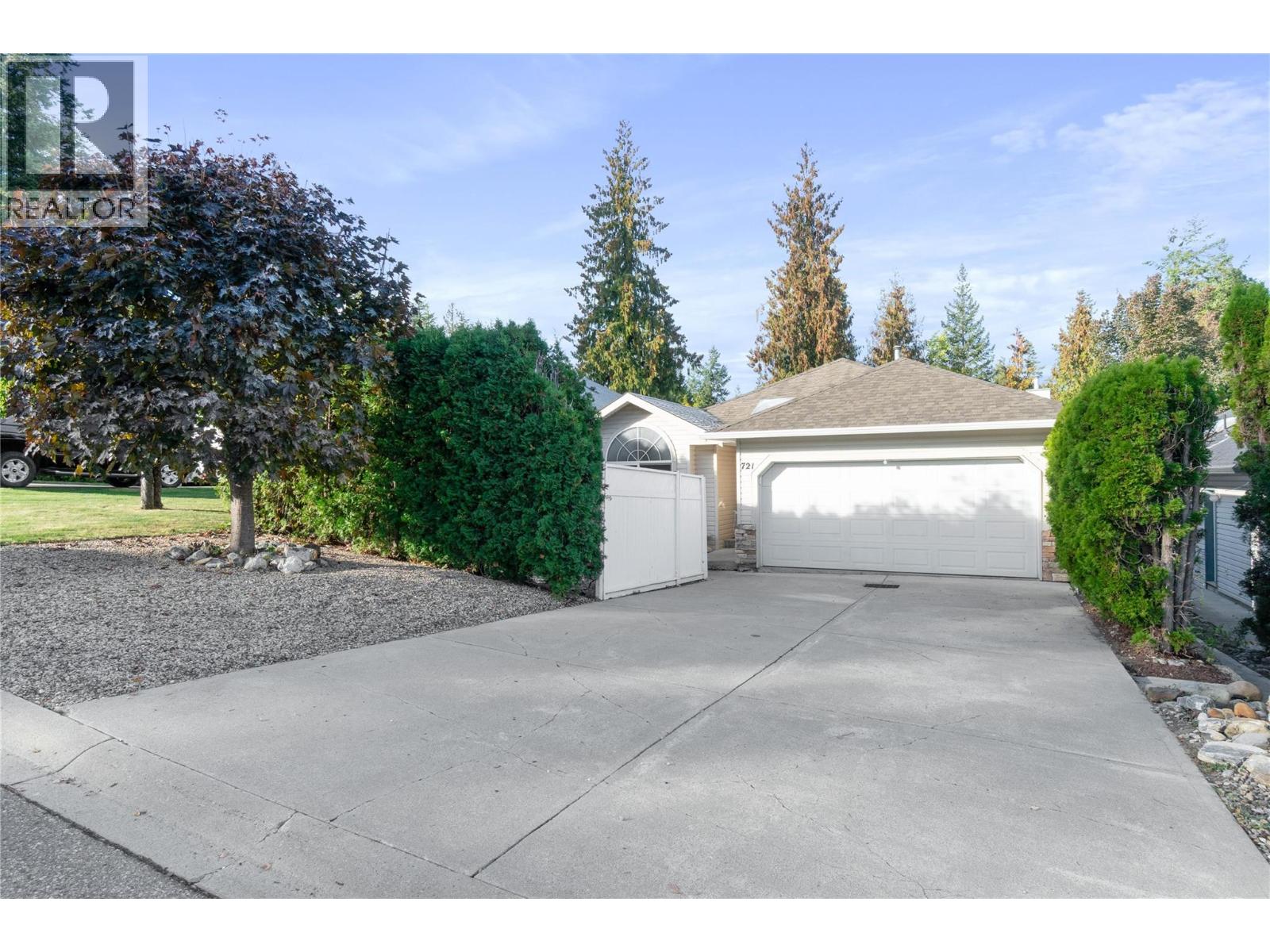 721 11th Street SE, Salmon Arm
