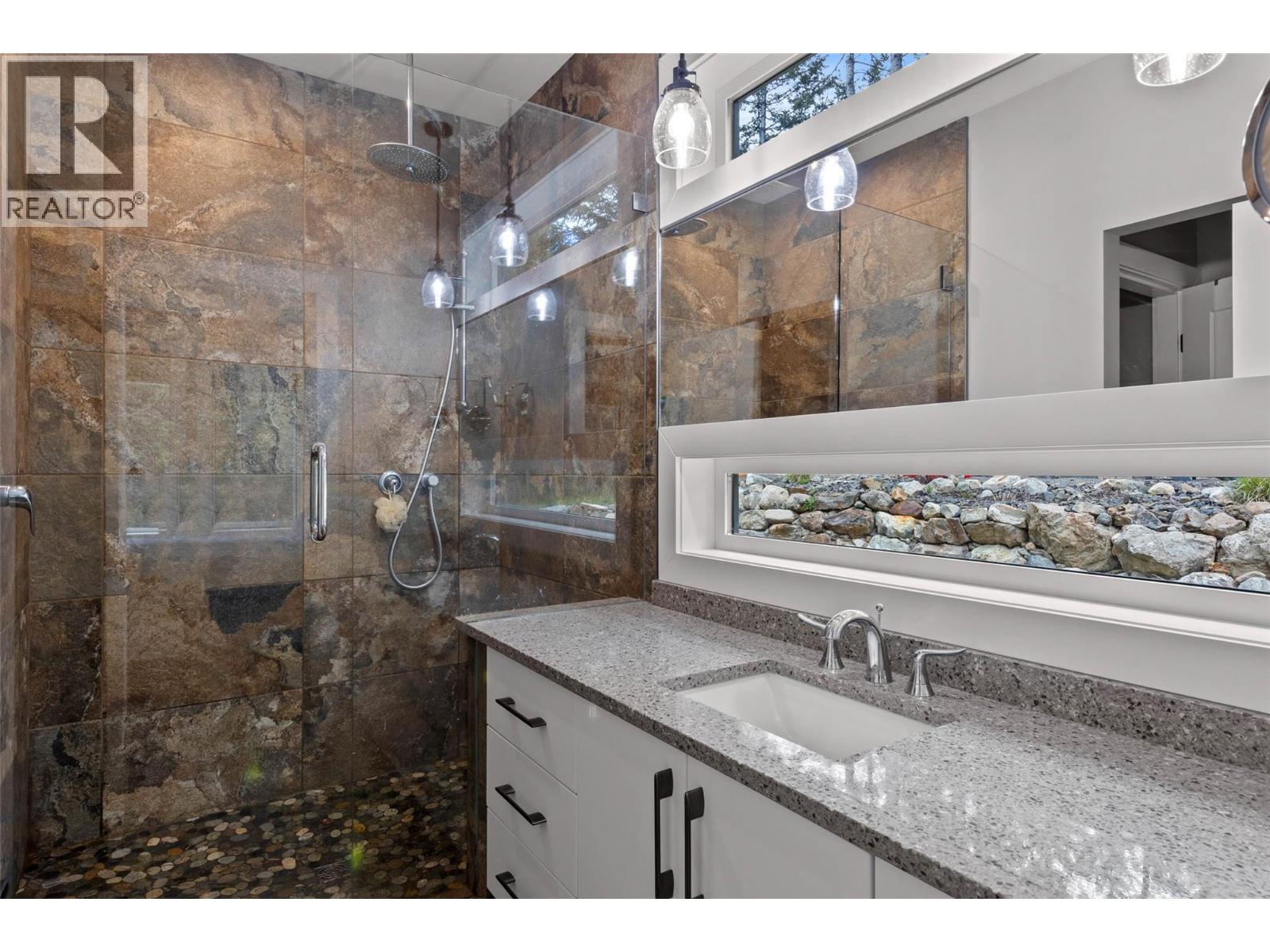 6560 FAWNHILL Road, Kamloops