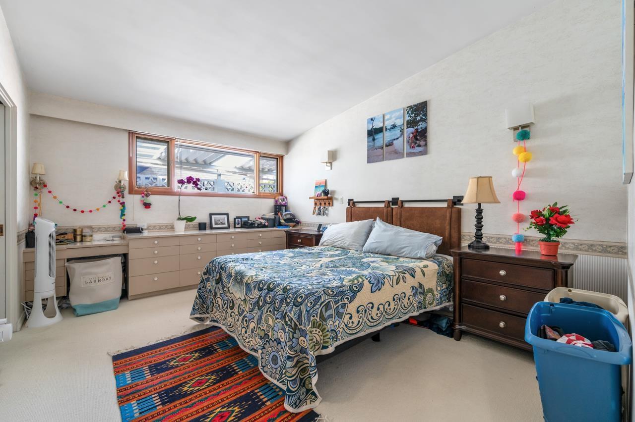 1501 HIGH STREET, White Rock