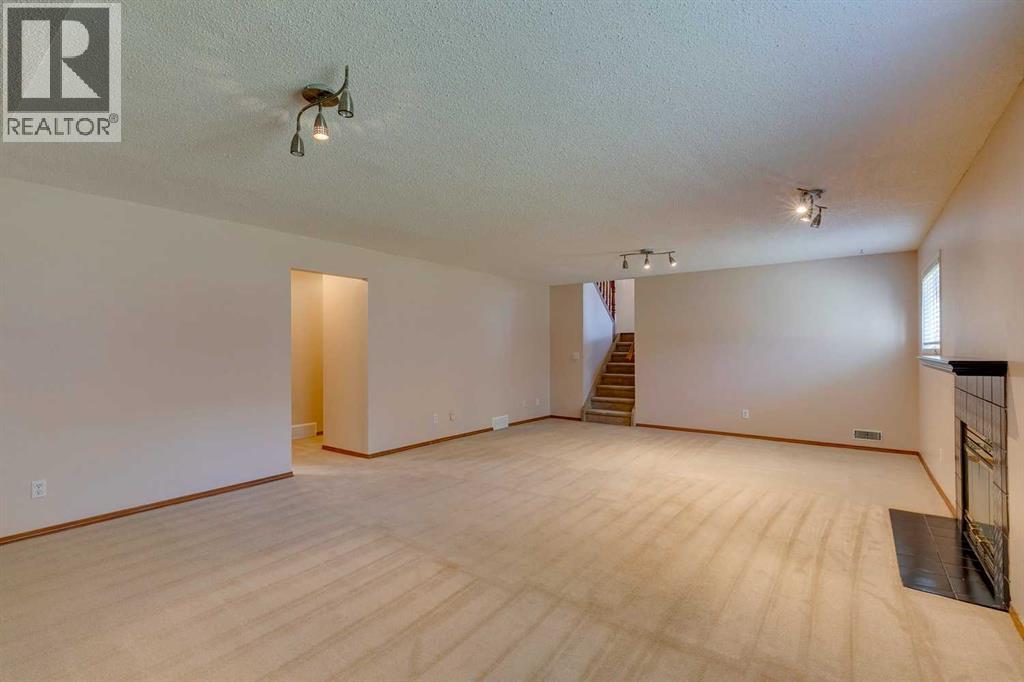 Single Family House 3 Level for Sale in  Millrise Drive SW Millrise Calgary 