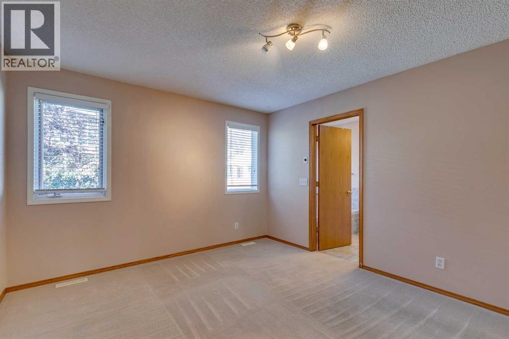 Single Family House 3 Level for Sale in  Millrise Drive SW Millrise Calgary 
