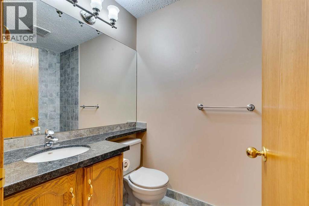 Single Family House 3 Level for Sale in  Millrise Drive SW Millrise Calgary 
