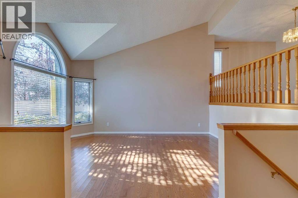 Single Family House 3 Level for Sale in  Millrise Drive SW Millrise Calgary 