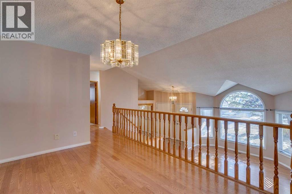Single Family House 3 Level for Sale in  Millrise Drive SW Millrise Calgary 