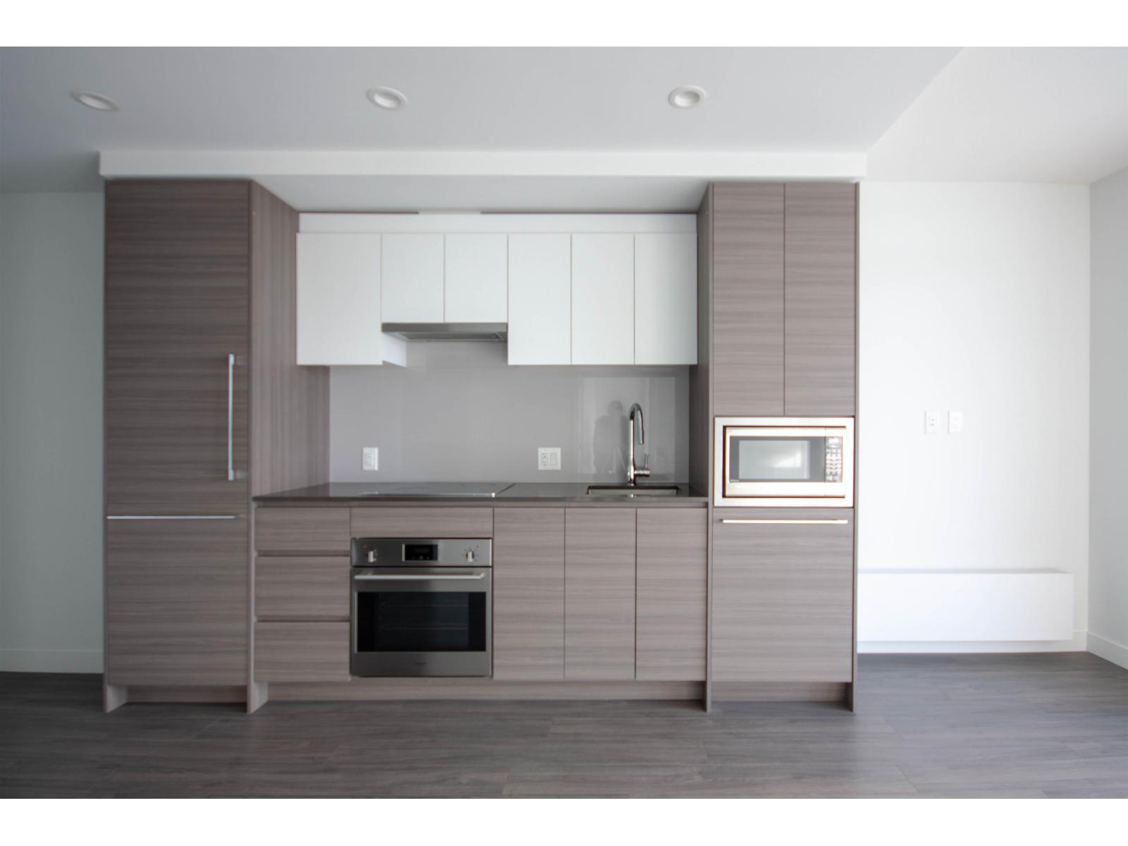 512 13655 FRASER HIGHWAY, Surrey