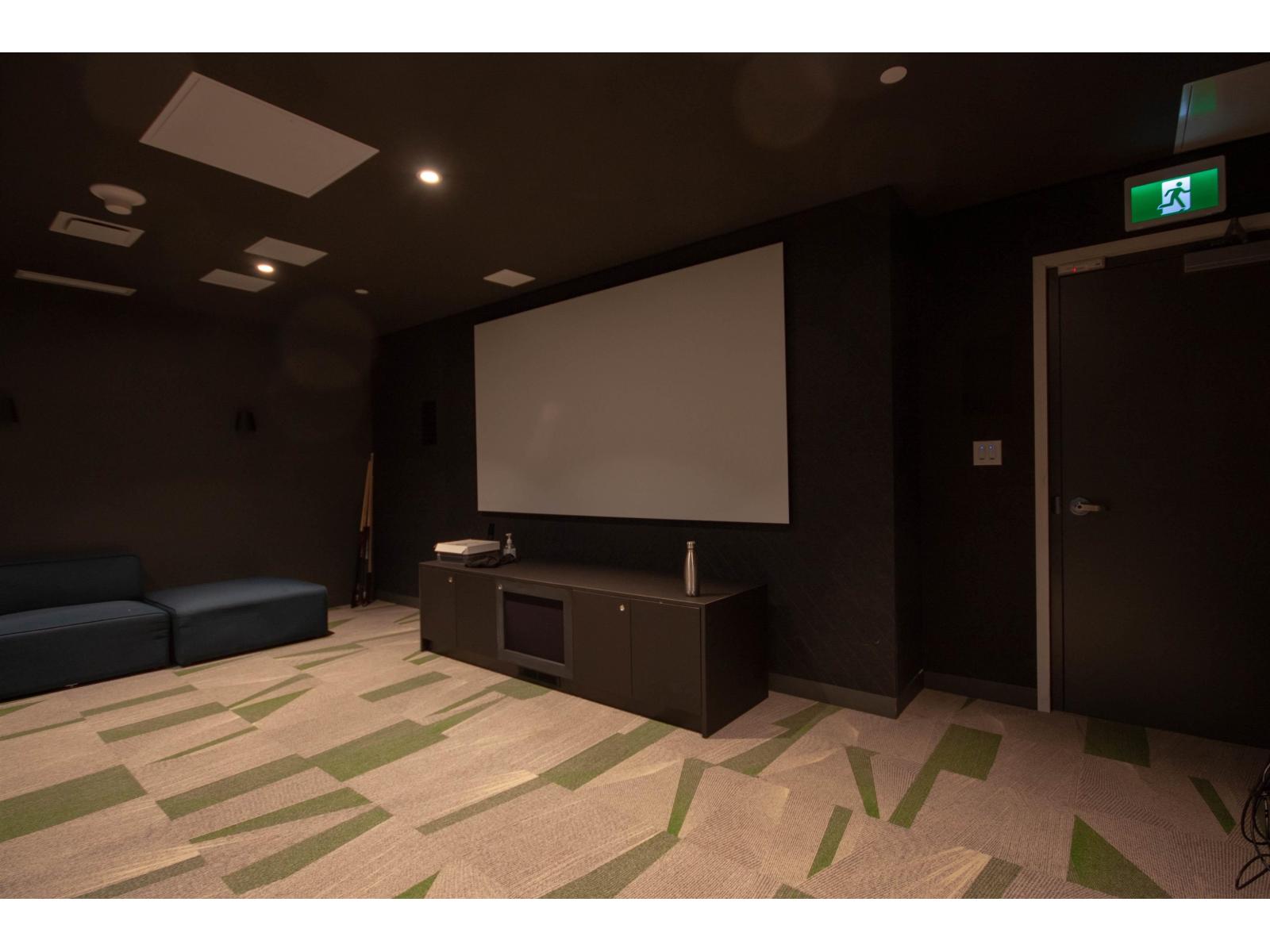 512 13655 FRASER HIGHWAY, Surrey