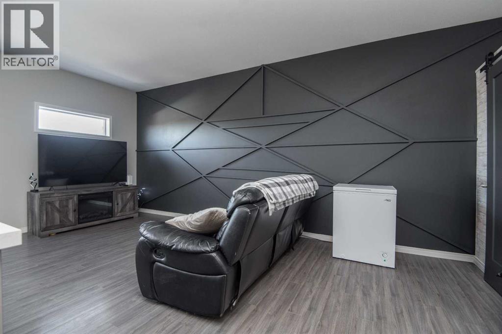 26 Hutton Place, Penhold