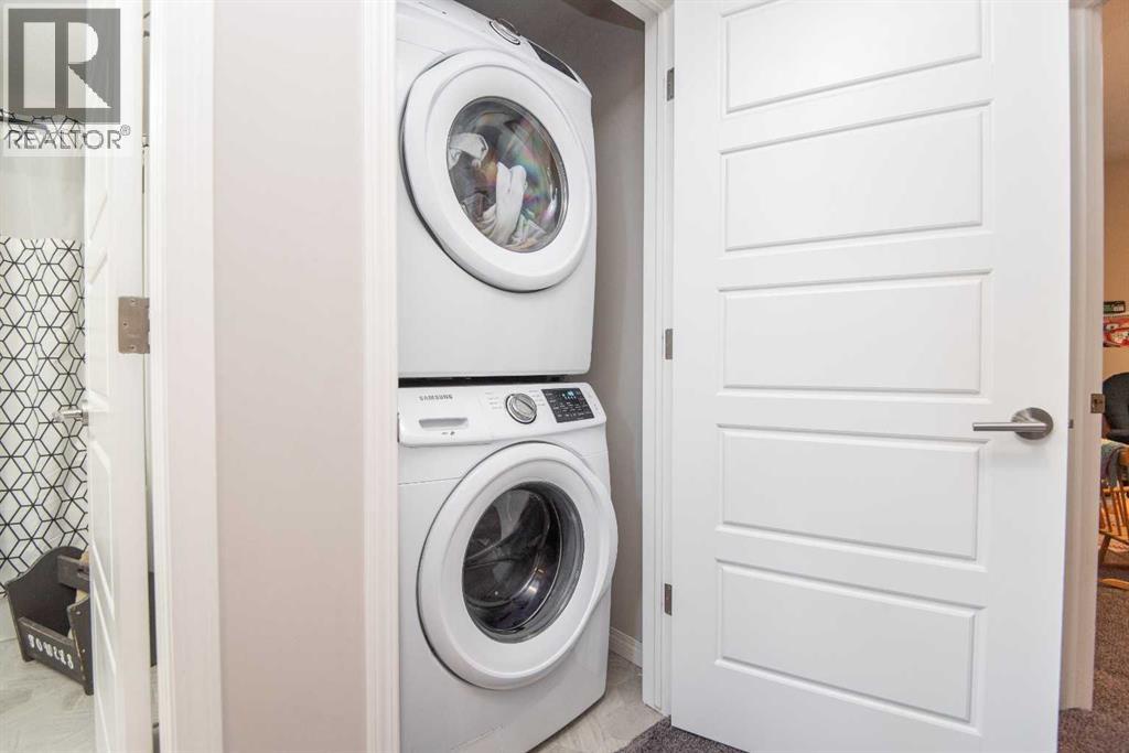 26 Hutton Place, Penhold