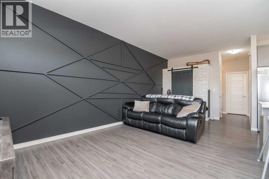 26 Hutton Place, Penhold