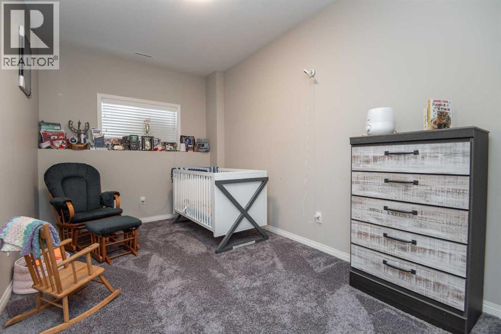 26 Hutton Place, Penhold