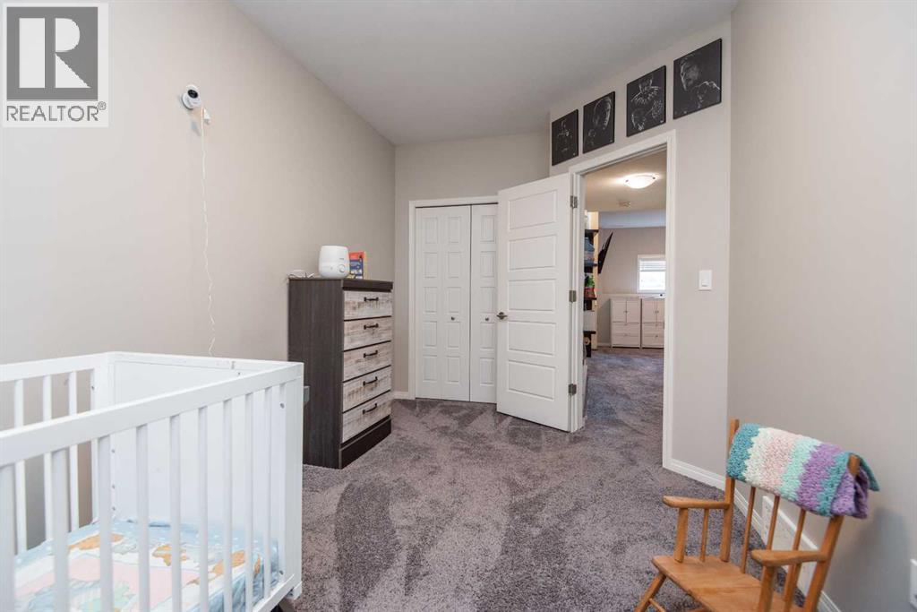 26 Hutton Place, Penhold