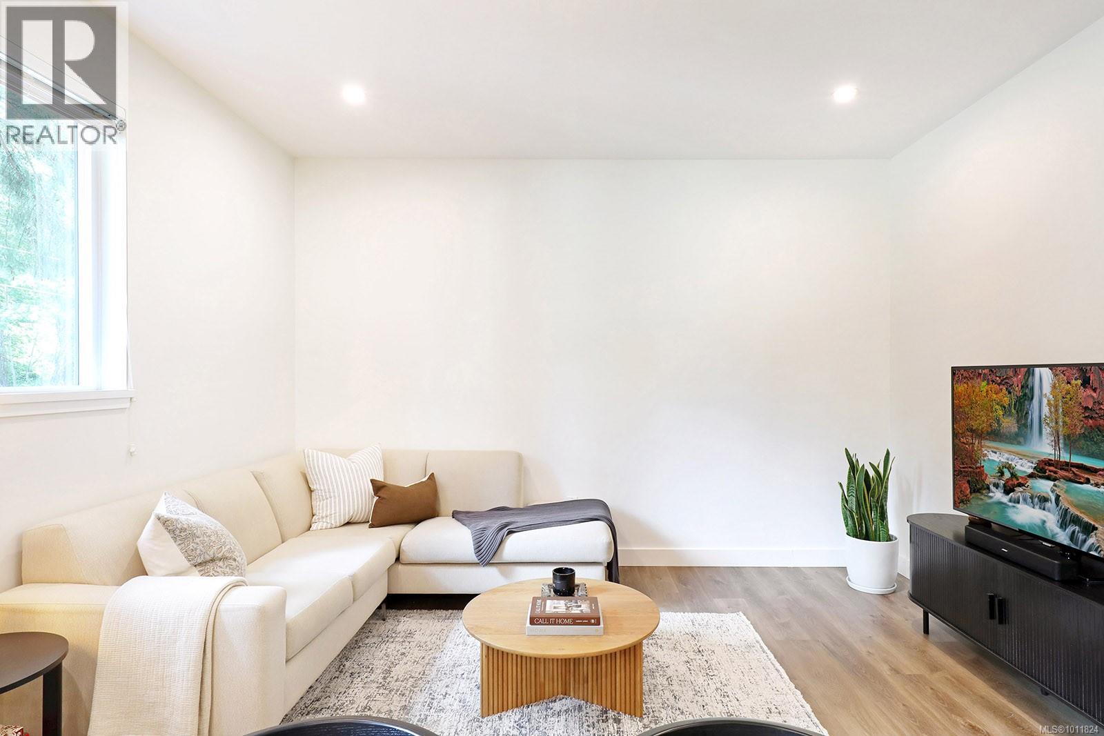 4026 Haas Rd, Courtenay