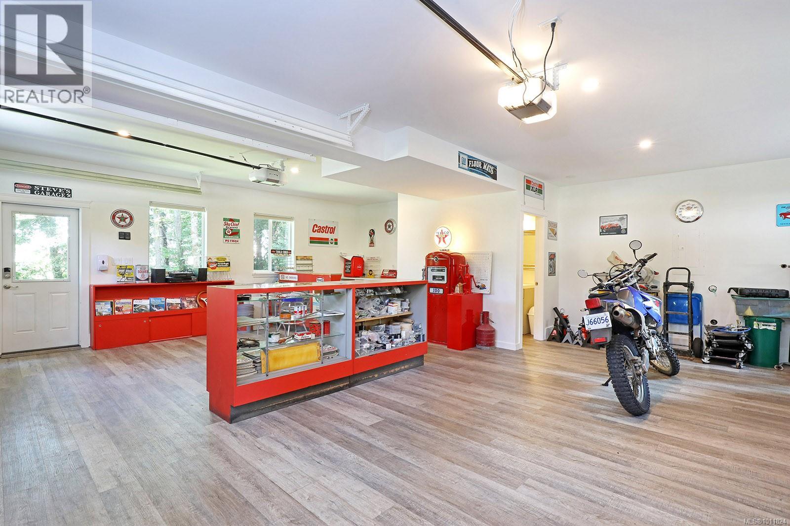 4026 Haas Rd, Courtenay