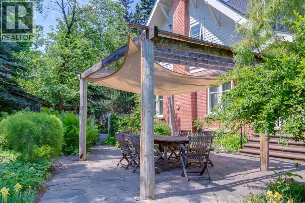 Single Family House for Sale in  Carleton Street SW Upper Mount Royal Calgary 