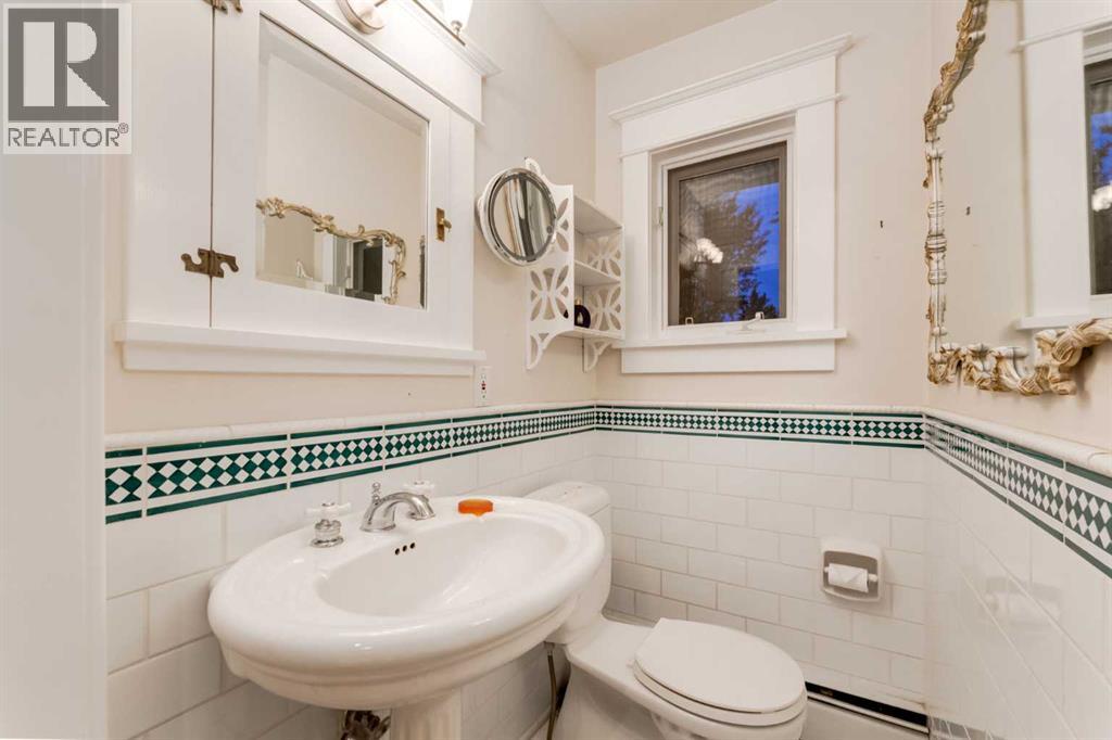 Single Family House for Sale in  Carleton Street SW Upper Mount Royal Calgary 